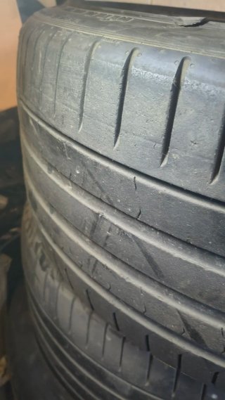 265 35 ZR20 Pirelli