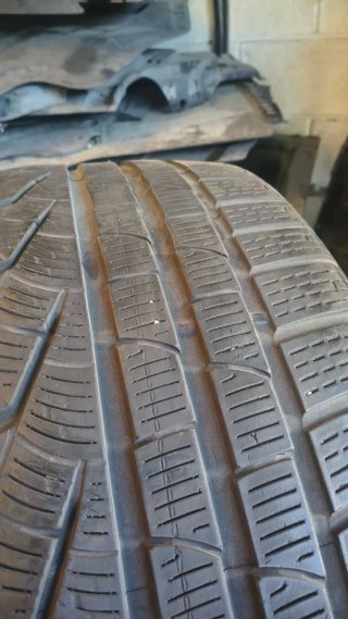 265 35 ZR20 Pirelli