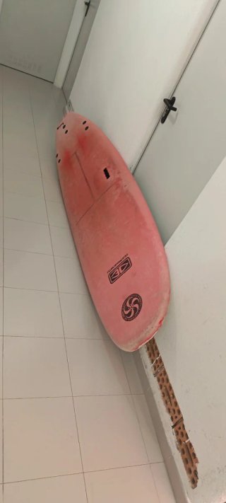 Tabla de surf roja Ocean & Earth 8