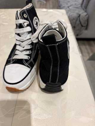 Zapatillas Converse Negras Suela Blanca