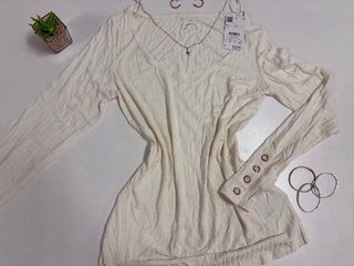 Camiseta Blanca Manga Larga C&A