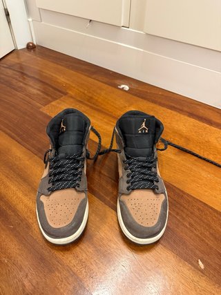 Zapatillas Air Jordan Mid Marrones