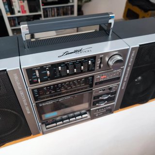 ÚNICO Sanyo C15 XL Four Speaker / Bluetooth