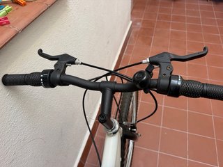 Bicicleta BTT BASIC