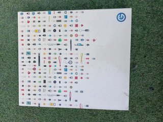 Colección de Llaveros en Expositor