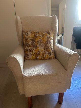 Butaca Orejera de Borreguito Beige