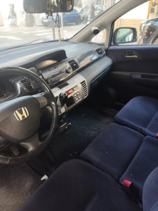 Honda FR-V 2008