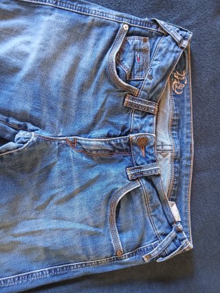 Pantalón vaquero azul