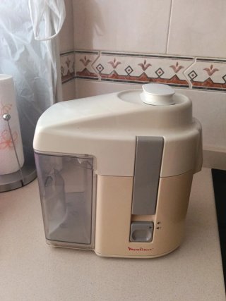 Licuadora Moulinex Beige