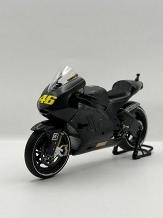 Ducati Desmosedici Valentino Rossi 2010 test Valencia - Minichamps 1:12