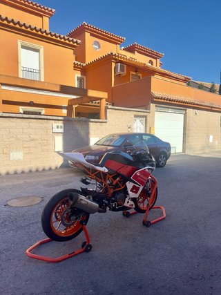 KTM RC 390 Competición