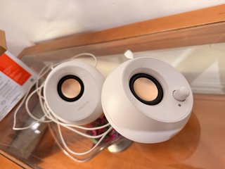 Altavoces Creative Pebble Blancos
