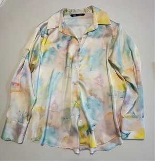 Lote Zara: Blusa Estampada y Pantalón Blanco