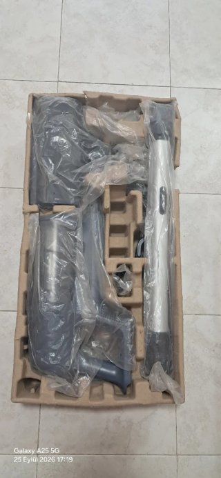 Aspiradora AEG gris
