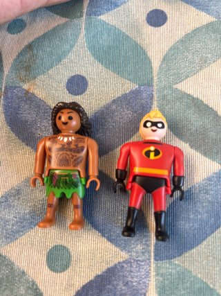 2 Muñecos Playmobil Disney Se venden o se cambian