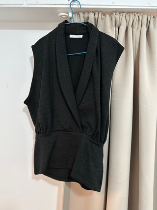 Top Zara Negro sin Mangas