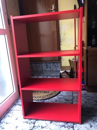 Estantería Roja