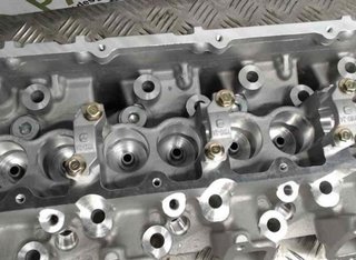 Culata toyota 1110169175 land cruiser (j9) 384374