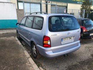 Hyundai Trajet 2005 adaptado a glp piezas disponib