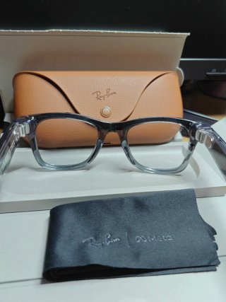 Ray-Ban Meta Wayfarer Gen 2 Transitions sapphire