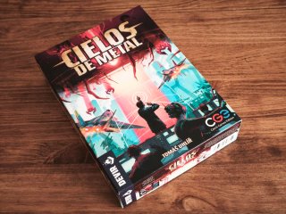 Cielos de Metal juego de mesa