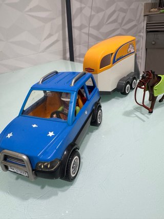 Playmobil Coche con Remolque Caballos