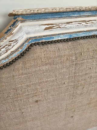 Cabecero de cama antiguo restaurado