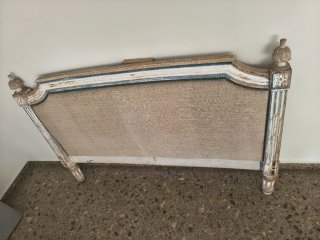 Cabecero de cama antiguo restaurado