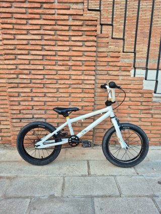 Bicicleta BMX Infantil 16 S'cool Trix