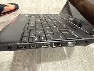 Portátil Toshiba Rojo