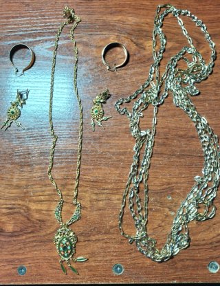 Conjunto de complementos para traje de faralaes
