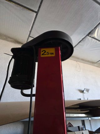 Elevador de Coches 2 Columnas Velyen Istobal 2.5T