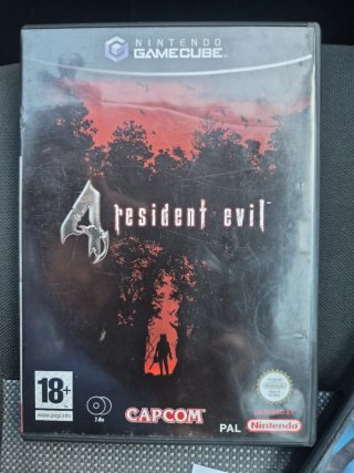 Resident Evil 4 - Nintendo GameCube