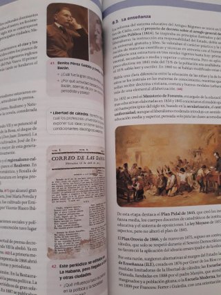 HISTORIA DE ESPAÑA 2 BTO CONSTRUYENDO MUNDOS