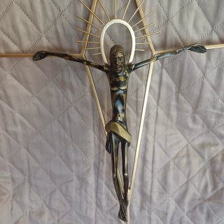 Crucifijo de Bronce