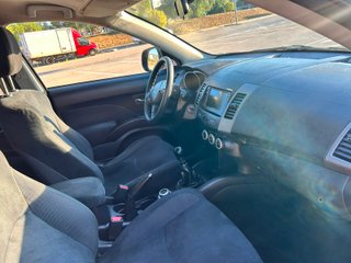 Mitsubishi Outlander 2008