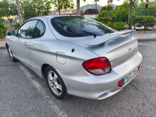 Hyundai Coupe 2001