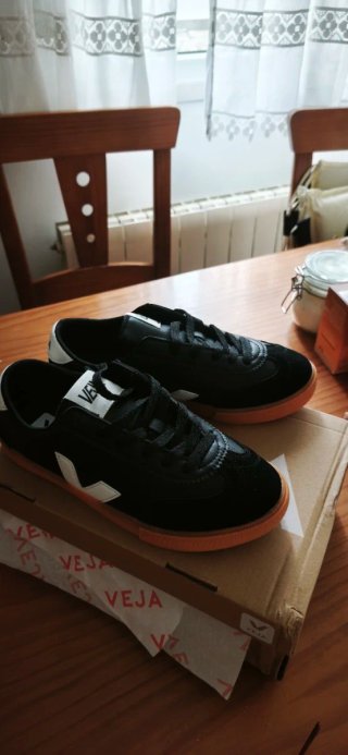 Zapatillas Veja Negras