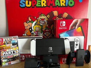 Nintendo Switch OLED COMO NUEVA+ Videojuego gratis