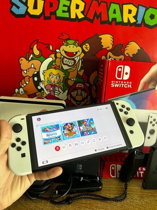 Nintendo Switch OLED COMO NUEVA+ Videojuego gratis