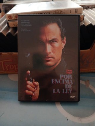 DVD Por Encima de la Ley (Steven Seagal)
