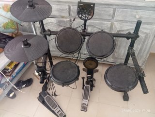 Batería Electrónica Alesis DM6