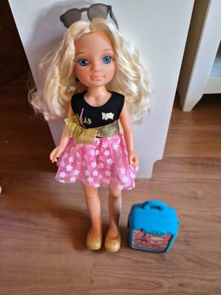 Muñeca Nancy Viaja a París