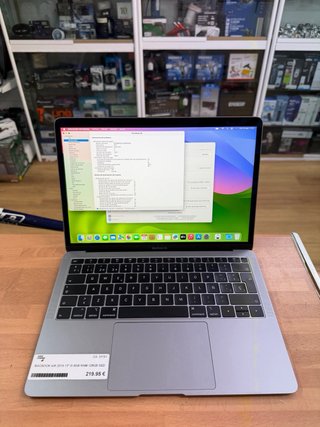 MacBook Air 2019 13” i5 8GB RAM 128GB SSD
