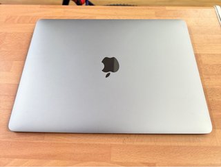 MacBook Air 2019 13” i5 8GB RAM 128GB SSD