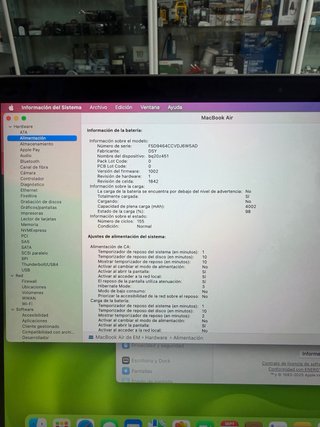 MacBook Air 2019 13” i5 8GB RAM 128GB SSD