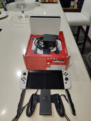 Nintendo Switch OLED Blanca