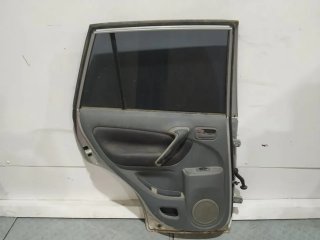 Puerta trasera izquierda TOYOTA RAV4 (A2)