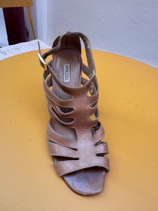 Sandalias de piel Arezzo