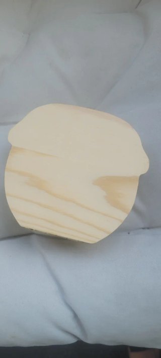 Caja de madera para guardar dientes